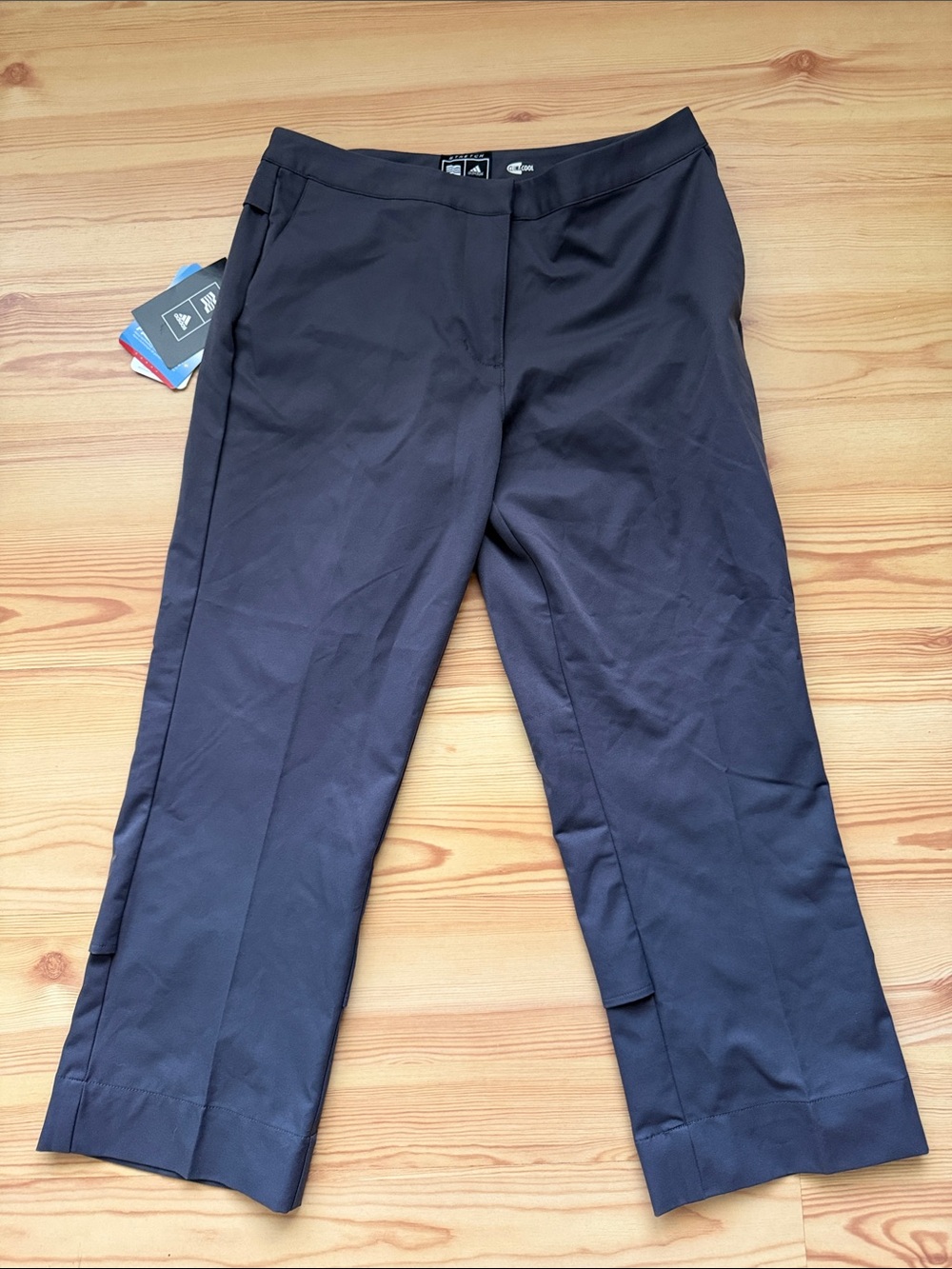 Adidas woman’s golf Pants - Classic Straight Fit size 4 new